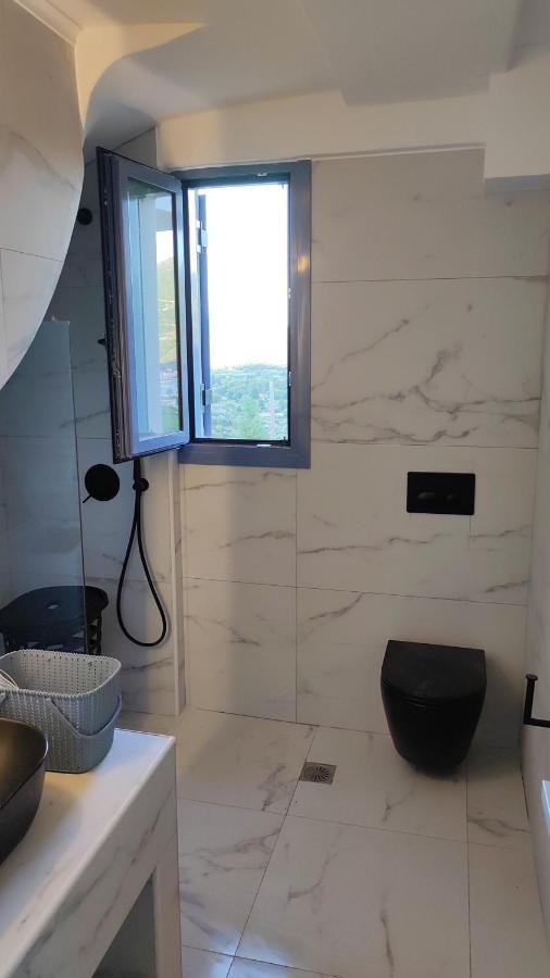 Calionas Suites Vasilikí Værelse billede